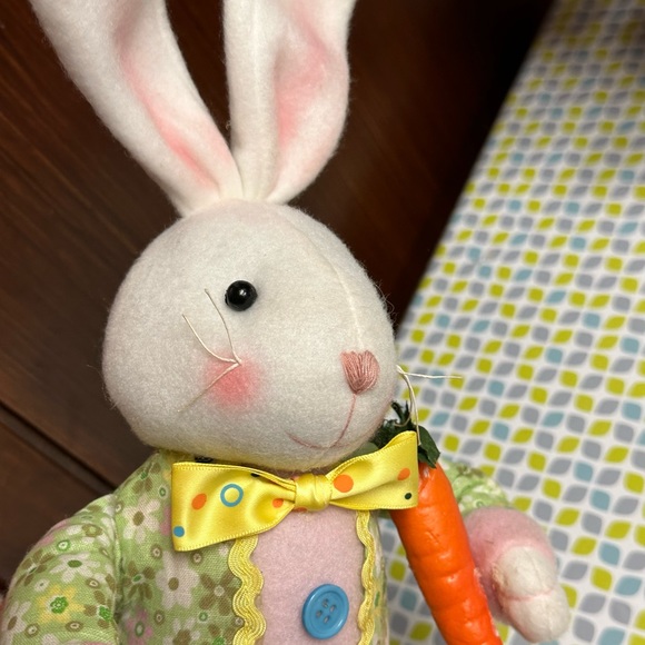 Home interiors Easter lighted Bunny - Picture 5 of 11